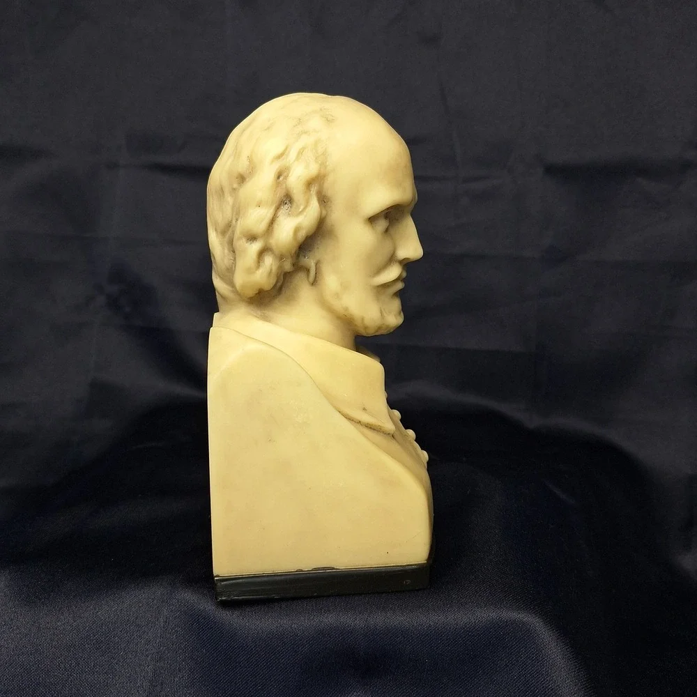 Decorative Solid Resin Shakespeare 7 inch Bust Desk Pen Holder